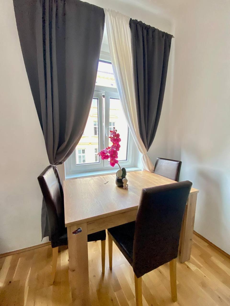Deluxe Studio In Josefstaedter Strasse Area Apartment Vienna Exterior photo